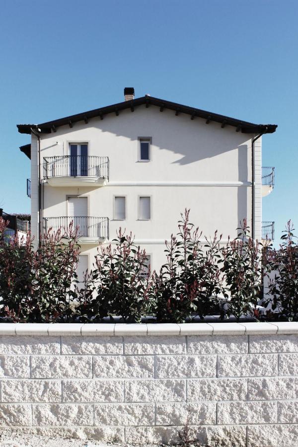 Regenzio Hotel Colledara Exterior photo